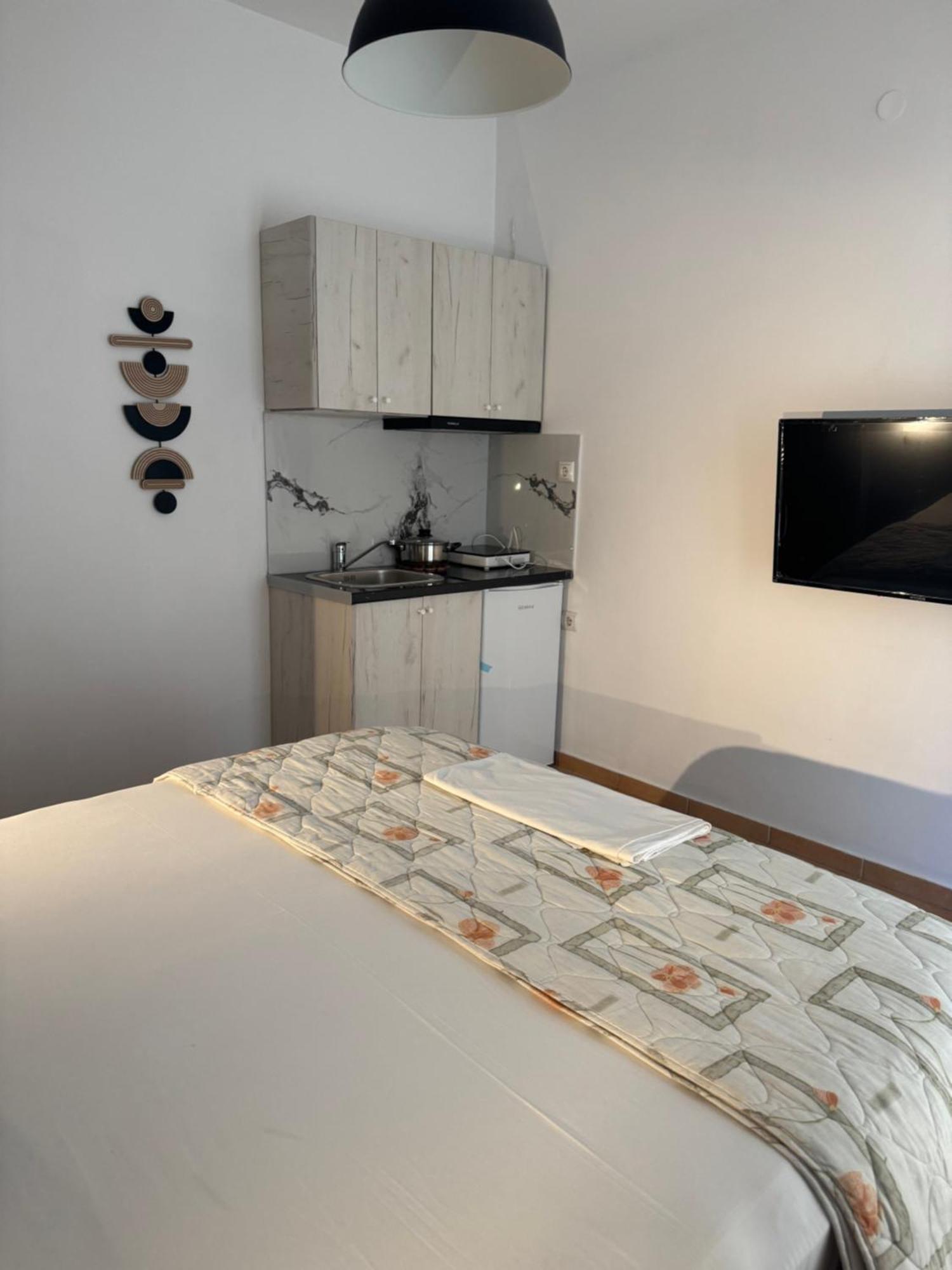 Apartment Rina Sarande Luaran gambar